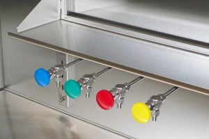 Lösungsmittelabgabe für Handschuhboxen