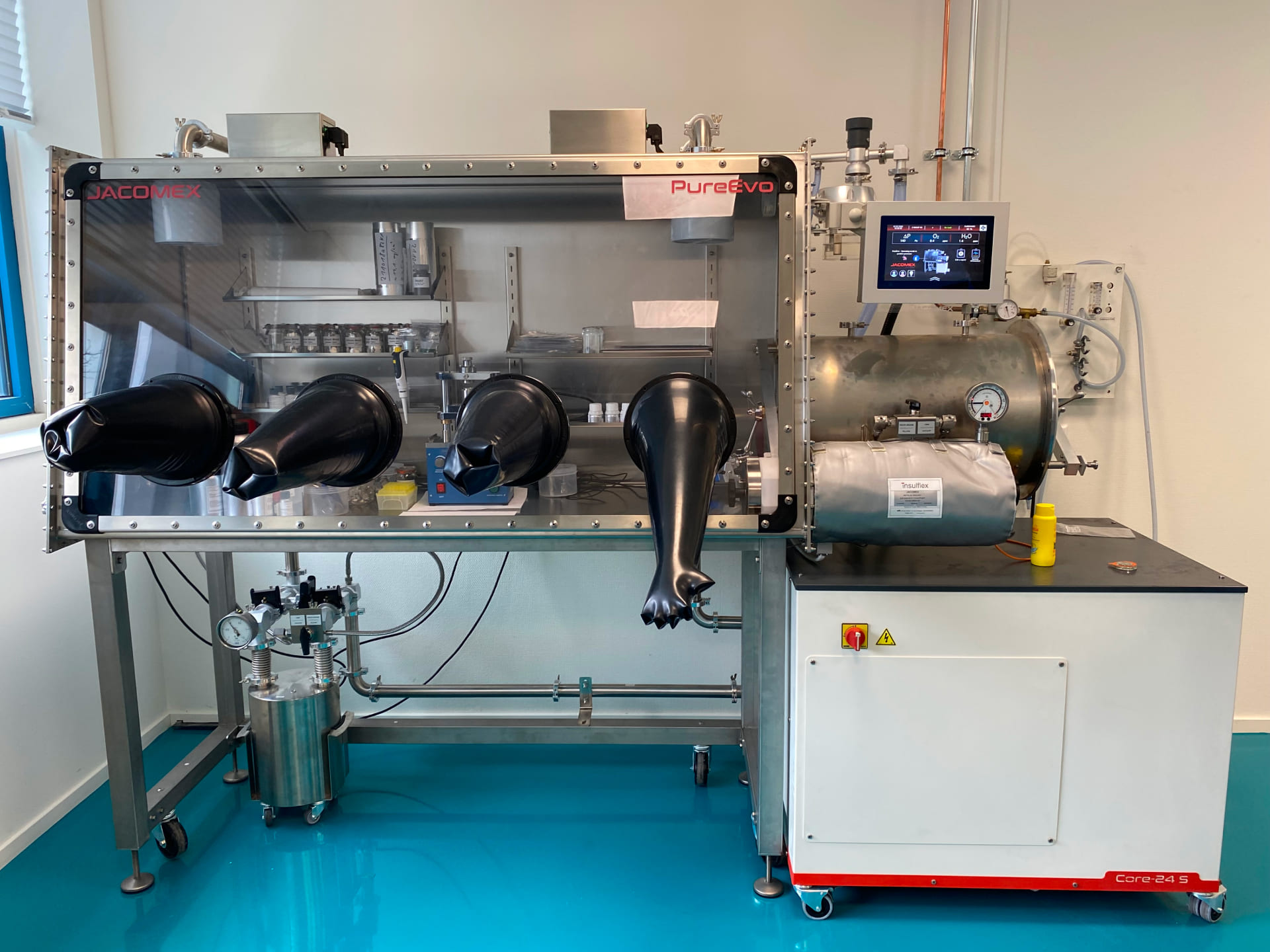 Gereinigte Glovebox für die Batterieindustrie