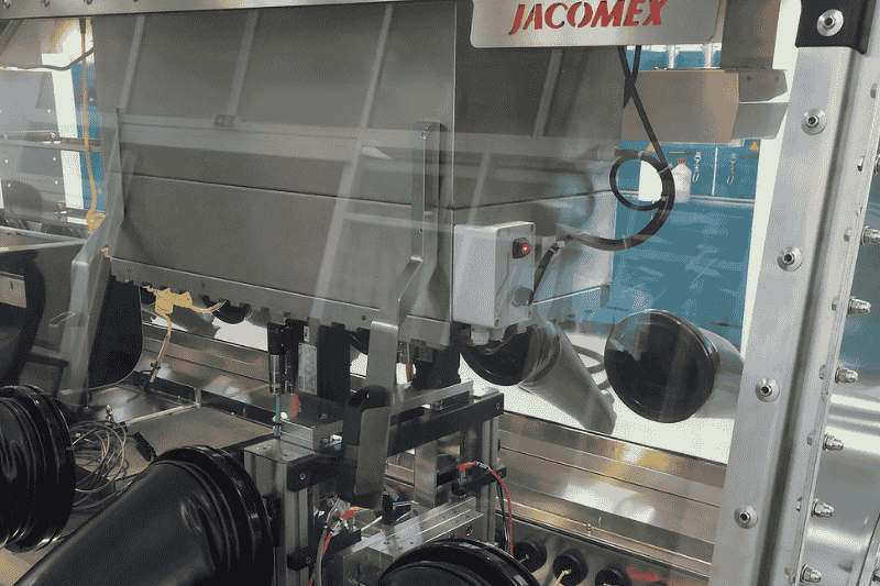 Deckenventilator für Handschuhbox