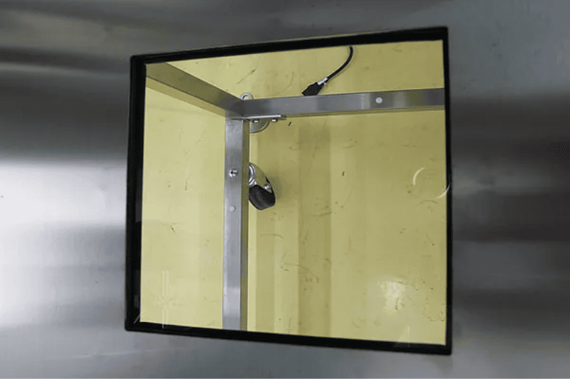 Quarzfenster für Handschuhboxen