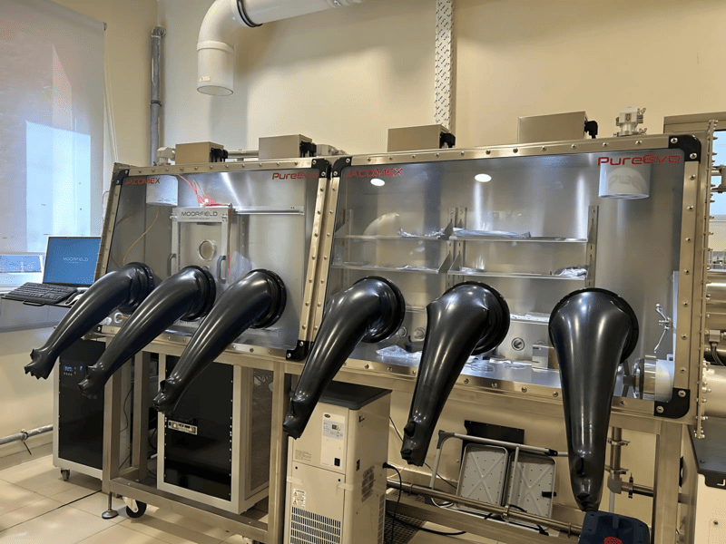 Handschuhbox mit integrierter PVD