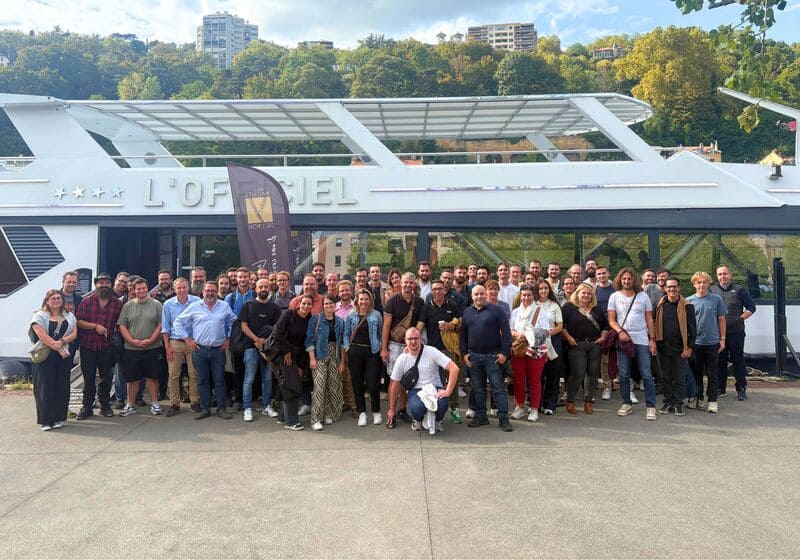 A back-to-school seminar… afloat!